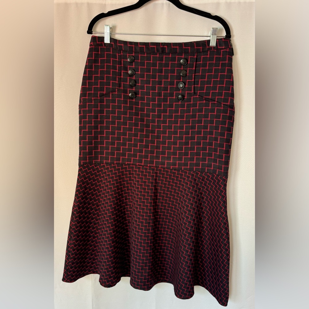 Midi skirt, Brazilian luxury brand.